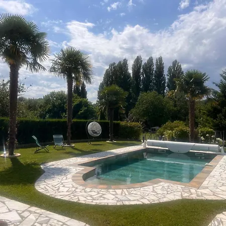Villa Avec Piscine Chauffee A 40min De Paris